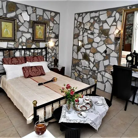 Pasas Castle - Unique Luxury Naxos City