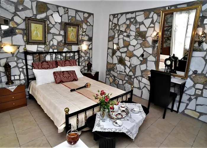 Pasas Castle - Unique Luxury Naxos City