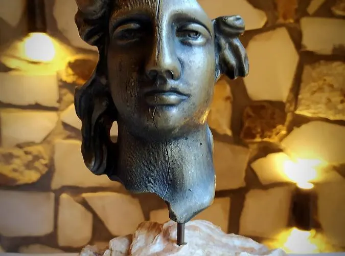 Апартаменты Pasas Castle - Unique Luxury Naxos City